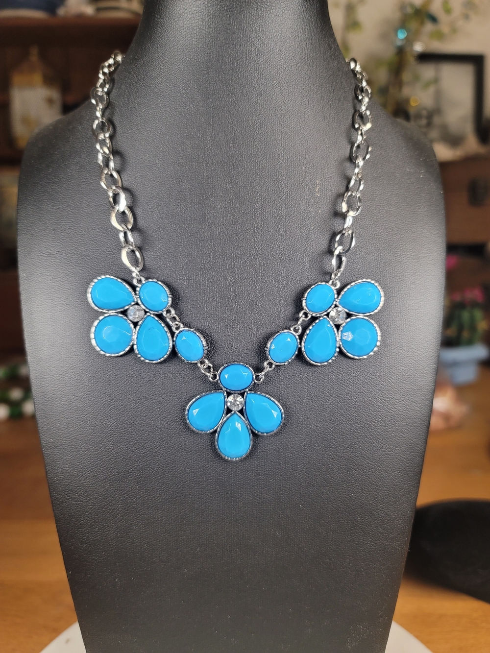 paparazzi Turquoise Blue Floral Statement Necklace